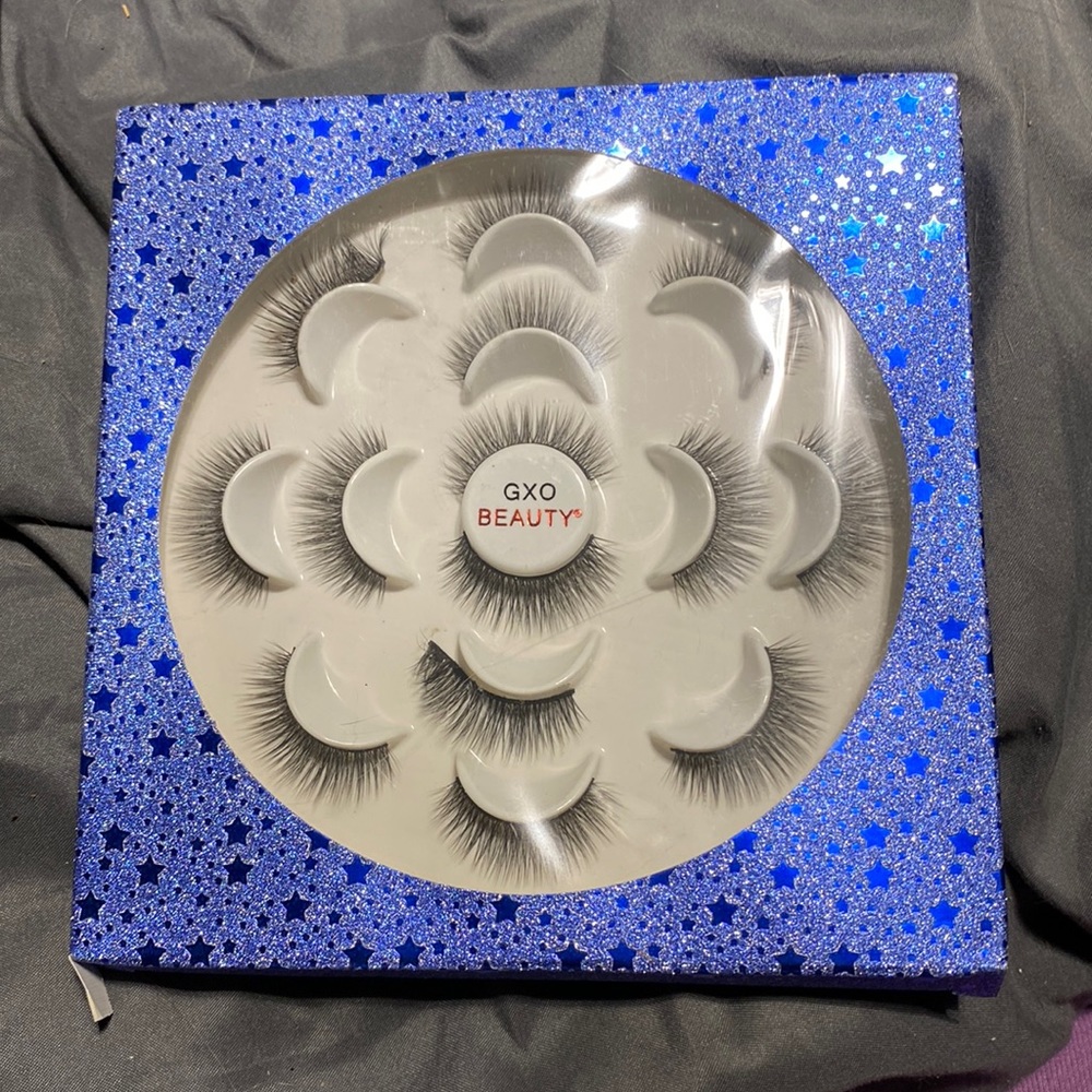 Eyelashes